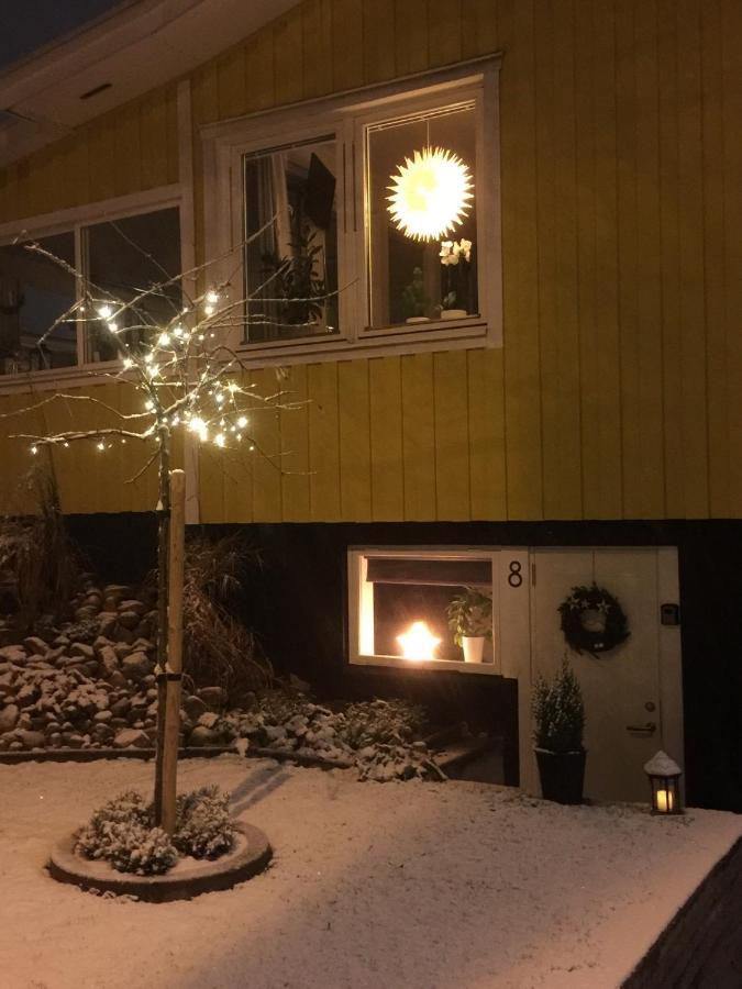 Bo Centralt I Vaernamo Экстерьер фото