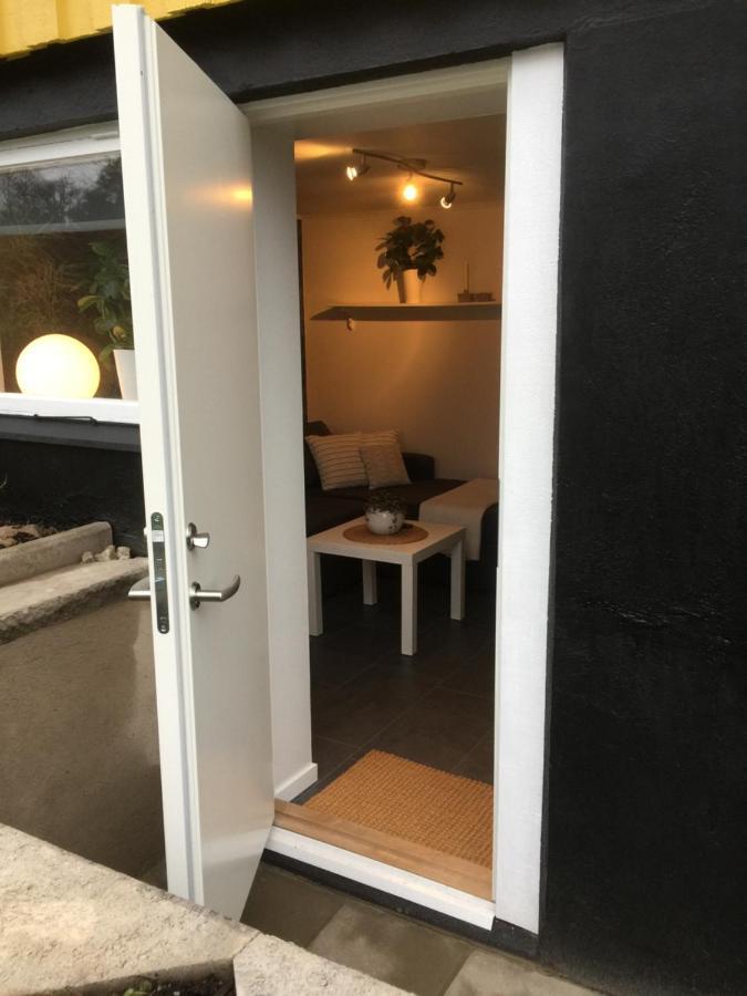Bo Centralt I Vaernamo Экстерьер фото